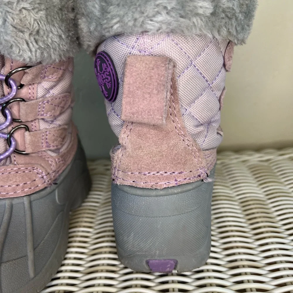 Totes Toddler Waterproof Snow Boots in Pink and Gray - Faux Fur Lined sz 5M